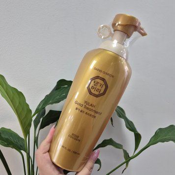 Укрепляющий кондиционер с экстрактом золотого шелкопряда Daeng Gi Meo Ri Yulah Gold Treatment 12839 фото