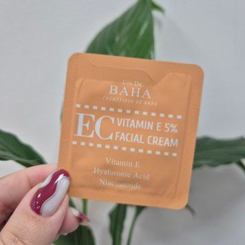 Крем для лица с витамином Е Cos De BAHA Vitamin E 5% Facial Cream 12928 фото