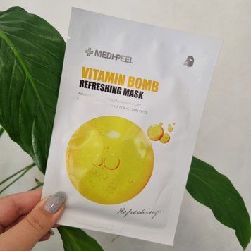 Витаминная осветляющая маска Medi-Peel Vitamin Bomb Refreshing Mask 11344 фото