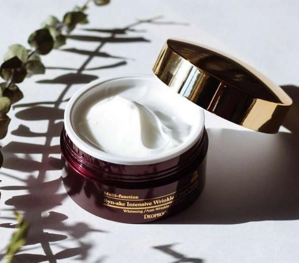 Ліфтинг-крем з пептидом зміїної отрути Deoproce Syn-ake Intensive Wrinkle Care Cream 12570 фото