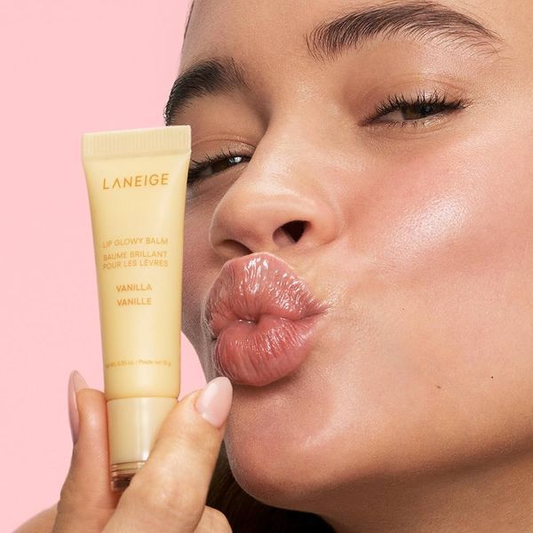 Бальзам-блиск для губ з ароматом ванілі Laneige Lip Glowy Balm #Vanilla 12977 фото