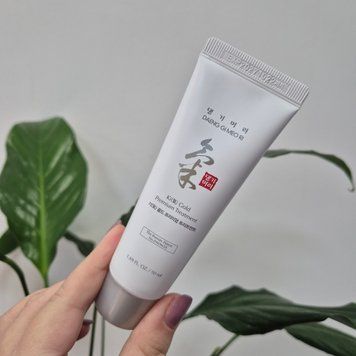 Укрепляющий кондиционер с экстрактом хризантемы Daeng Gi Meo Ri Ki Gold Premium Treatment 12202 фото