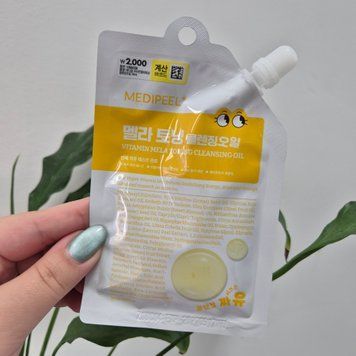 Витаминное гидрофильное масло Medi-Peel Vitamin Mela Toning Cleansing Oil 212604/1 фото