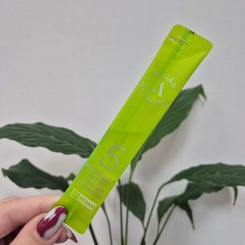 Мягкий бессульфатный шампунь с пробиотиками и яблочным уксусом All Masil 5 Probiotics Apple Vinegar Shampoo Stick Pouch 12985 фото