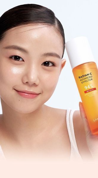 Освітлююча есенція з екстрактами ягід Laneige Radian-C Advanced Effector 12591 фото