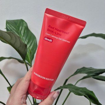Успокаивающий гель для умывания Sungboon Editor Red Heartleaf BHA-Lino Cool Calming Gel Cleanser 13123 фото