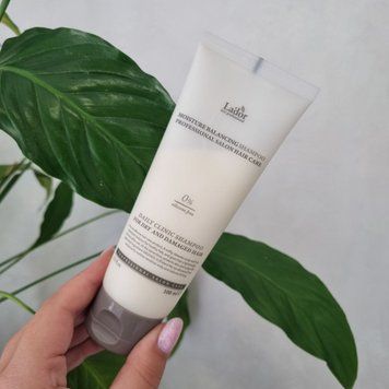 Бессиликоновый увлажняющий шампунь Lador Moisture Balancing Shampoo 11597 фото