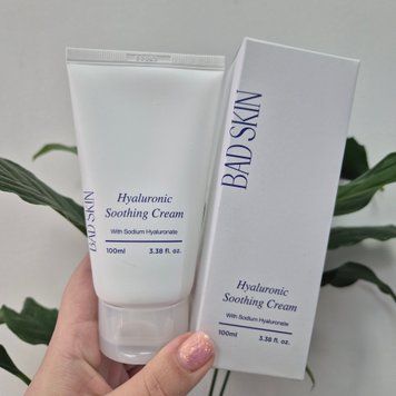 Успокаивающий увлажняющий крем с гиалуроновой кислотой Bad Skin Hyaluronic Soothing Cream 13155 фото