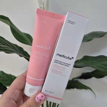 Увлажняющий крем с полинуклеотидами и гиалуроновой кислотой Medicube PDRN Pink Hyaluronic Moisturizing Cream 13028 фото
