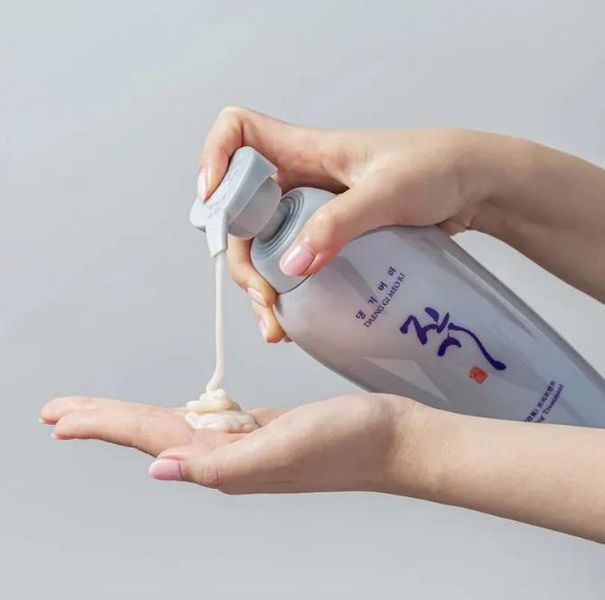 Регенеруючий кондиціонер Daeng Gi Meo Ri Vitalizing Treatment 11376/2 фото