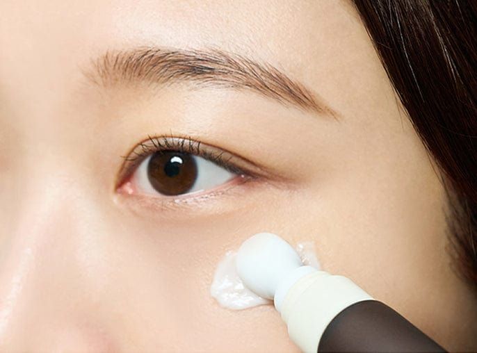 Антивозрастной крем для кожи вокруг глаз с бакучиолом SKIN1004 Madagascar Centella Probio-Cica Bakuchiol Eye Cream 12592 фото