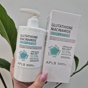 Увлажняющий лосьон для тела с глутатионом и ниацинамидом APLB Glutathione Niacinamide Body Lotion 12842 фото
